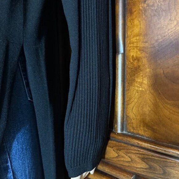 Marla Wynne Black Ribbed Inserts High Side Slits Cardigan - Picture 11 of 15